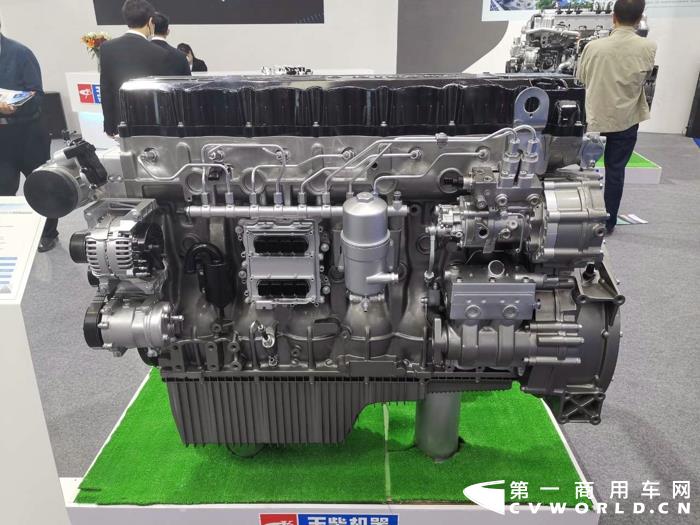 玉柴机器YCK13-60系列国六柴油发动机，功率覆盖530-600马力2.jpg